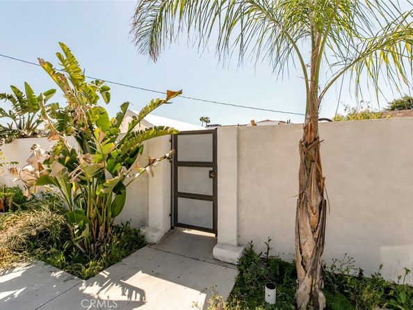 11024 Peoria Street, Sun Valley CA 91352