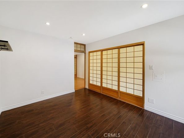 409 Burchett Street 315, Glendale CA 91203