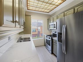409 Burchett Street 315, Glendale CA 91203