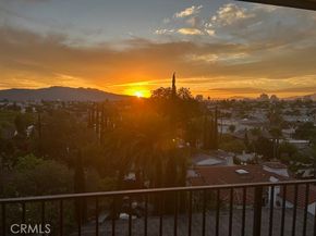 1517 E Garfield Avenue 50, Glendale CA 91205