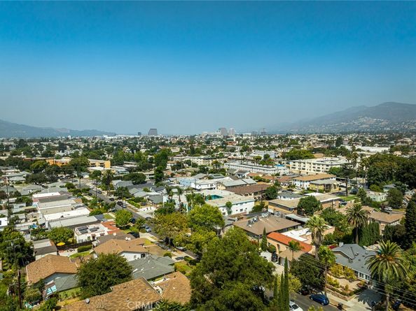 1517 E Garfield Avenue 50, Glendale CA 91205