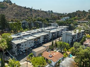 1517 E Garfield Avenue 50, Glendale CA 91205