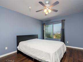 1517 E Garfield Avenue 50, Glendale CA 91205
