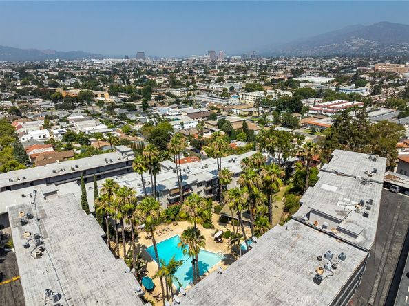 1517 E Garfield Avenue 50, Glendale CA 91205