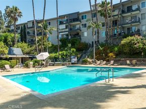 1517 E Garfield Avenue 50, Glendale CA 91205