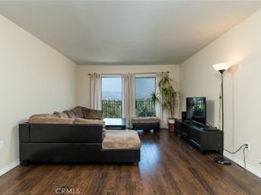 1517 E Garfield Avenue 50, Glendale CA 91205