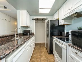 1517 E Garfield Avenue 50, Glendale CA 91205