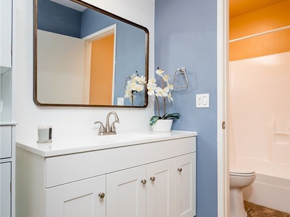 1517 E Garfield Avenue 50, Glendale CA 91205