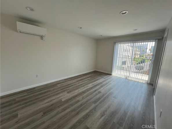 1548 N Alexandria Avenue, Los Angeles CA 90027