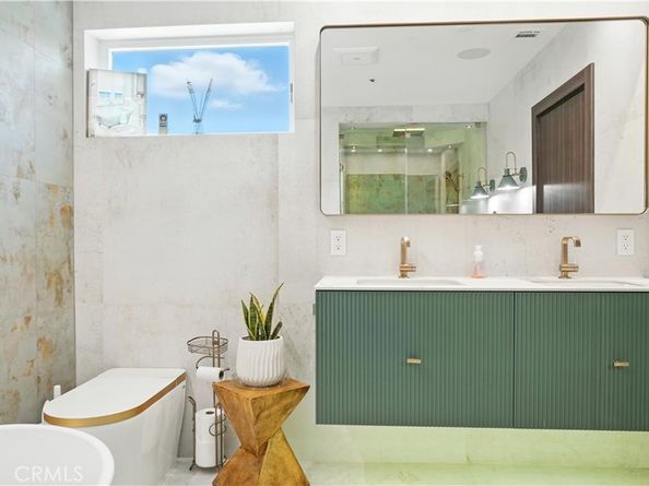 2806 Manhattan, Glendale CA 91214