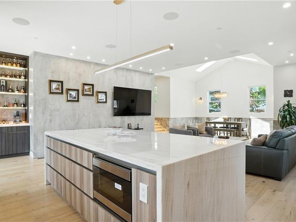 2806 Manhattan, Glendale CA 91214