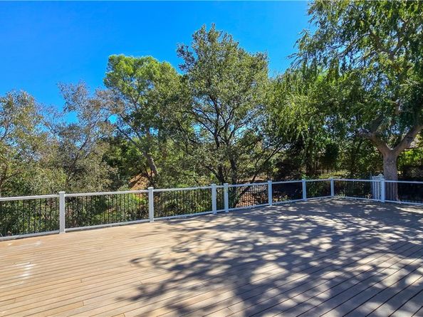 1496 Belleau Road, Glendale CA 91206