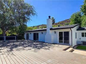 1496 Belleau Road, Glendale CA 91206