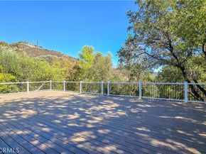 1496 Belleau Road, Glendale CA 91206