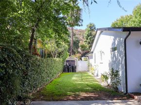 1496 Belleau Road, Glendale CA 91206