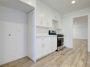 20264 Lassen Street, Chatsworth CA 91311