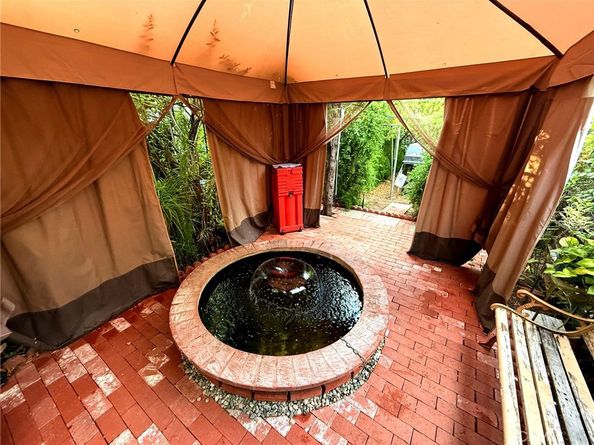 529 Naranja Drive, Glendale CA 91206