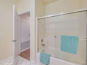 9610 Zelzah 301, Northridge CA 91325