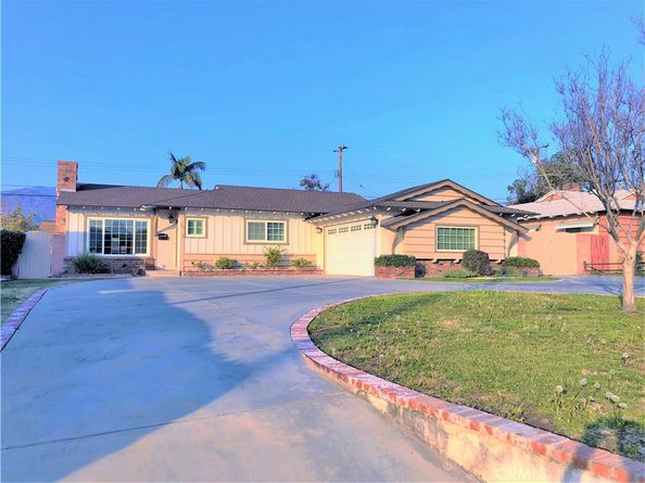 943 E Foothill Boulevard, Glendora CA 91741