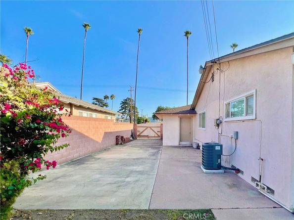 943 E Foothill Boulevard, Glendora CA 91741