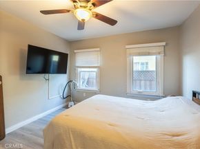 4524 7th Avenue, Los Angeles CA 90043