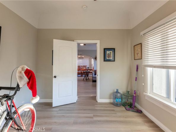 4524 7th Avenue, Los Angeles CA 90043