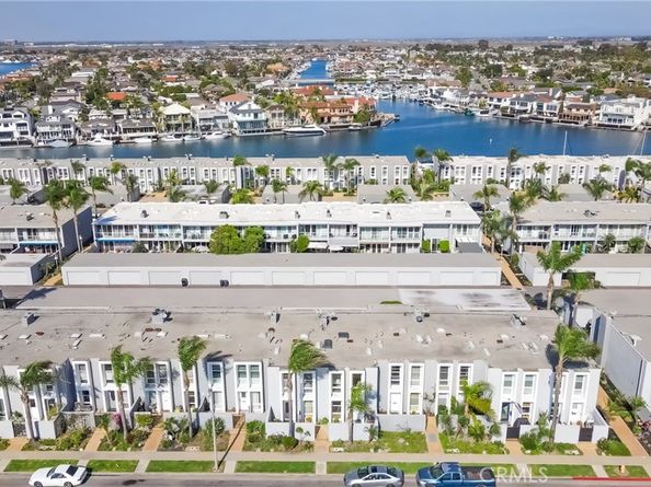 4001 Warner, Huntington Beach CA 92649