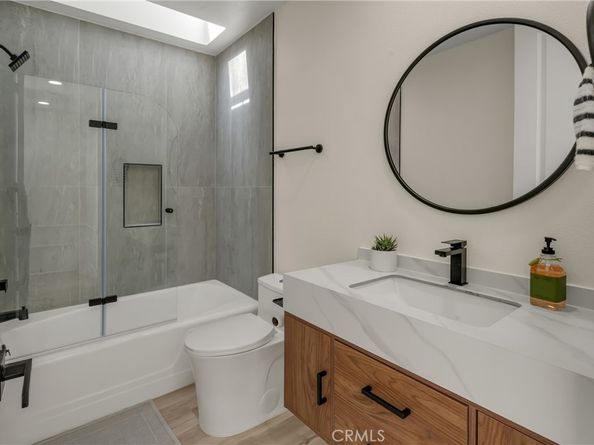 4001 Warner, Huntington Beach CA 92649