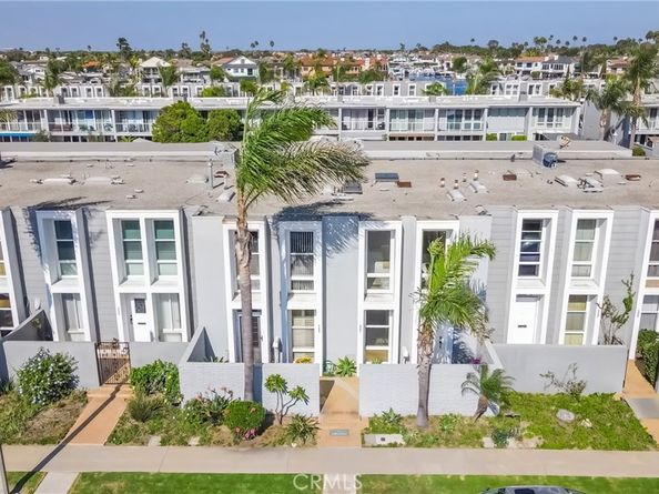 4001 Warner, Huntington Beach CA 92649