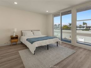 4001 Warner, Huntington Beach CA 92649