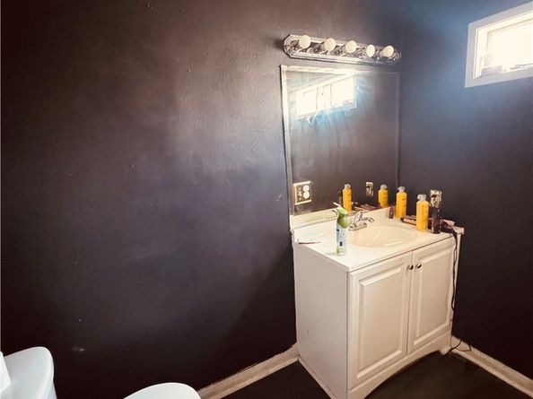 758 E 106th Street, Los Angeles CA 90002