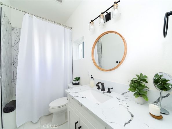 3532 S Muirfield Road, Los Angeles CA 90016