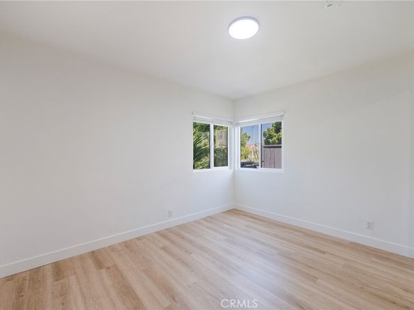3532 S Muirfield Road, Los Angeles CA 90016