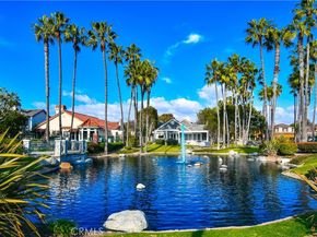 19330 Wingedfoot Circle, Huntington Beach CA 92648