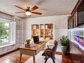 19330 Wingedfoot Circle, Huntington Beach CA 92648