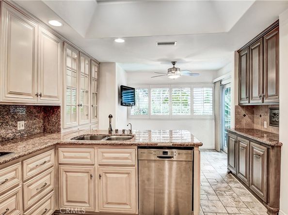 19330 Wingedfoot Circle, Huntington Beach CA 92648