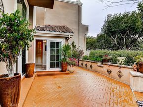 19330 Wingedfoot Circle, Huntington Beach CA 92648