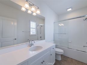59 Fairymoss, Irvine CA 92620