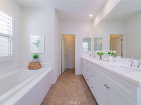 59 Fairymoss, Irvine CA 92620