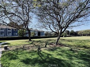8192 Sandcove 204, Huntington Beach CA 92646