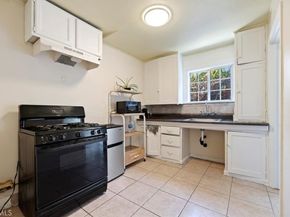 1174 W 38th, Los Angeles CA 90037