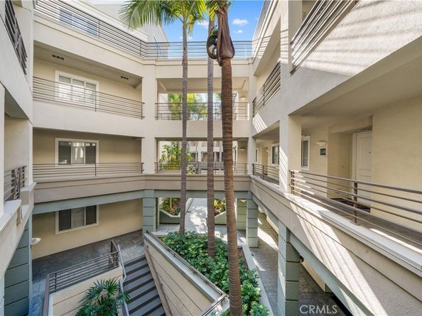 2233 Martin 204, Irvine CA 92612