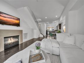 726 Rockefeller, Irvine CA 92612