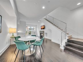 726 Rockefeller, Irvine CA 92612