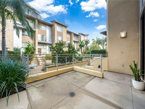 726 Rockefeller, Irvine CA 92612