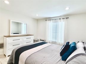 239 Streamwood, Irvine CA 92620