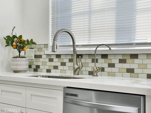 239 Streamwood, Irvine CA 92620