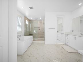 333 Sora, Irvine CA 92618