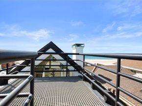 5537 E Seaside Walk, Long Beach CA 90803