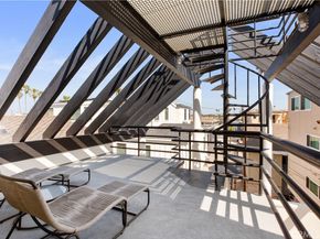 5537 E Seaside Walk, Long Beach CA 90803